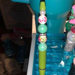 Colorful Beaded floral pen